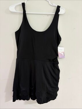 Joy Lab Black Athletic dress with built in shorts size Medium NWT